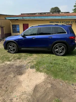 Mercedes-Benz GLA 250 2021 Bleu