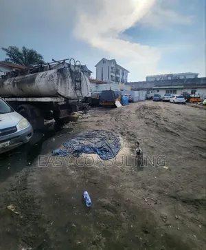 Grande Parcelle À Vendre À Matete Debonhomme – Boulevard Lumumba