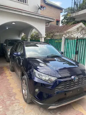 Toyota RAV4 Adventure 2022 Bleu