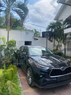 Toyota Highlander Hybrid Bronze Edition 2023 Noir