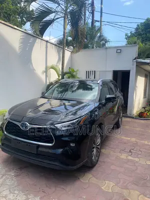 Toyota Highlander Hybrid Bronze Edition 2023 Noir