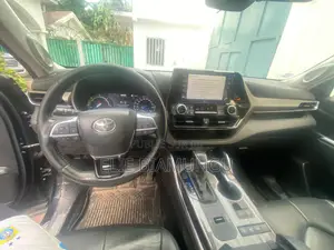 Toyota Highlander Hybrid Bronze Edition 2023 Noir