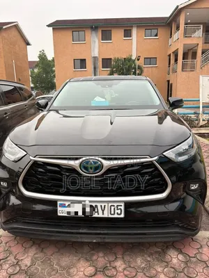 Toyota Highlander Hybrid 2022 Bourgogne