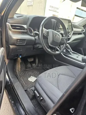 Toyota Highlander Hybrid 2022 Bourgogne
