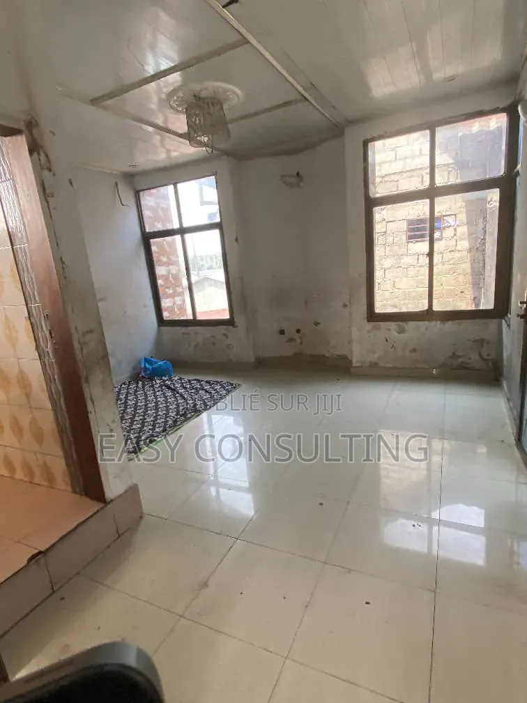 4chbre Villa dans Singa1, Matete à Vendre