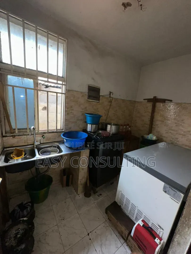 4chbre Villa dans Singa1, Matete à Vendre