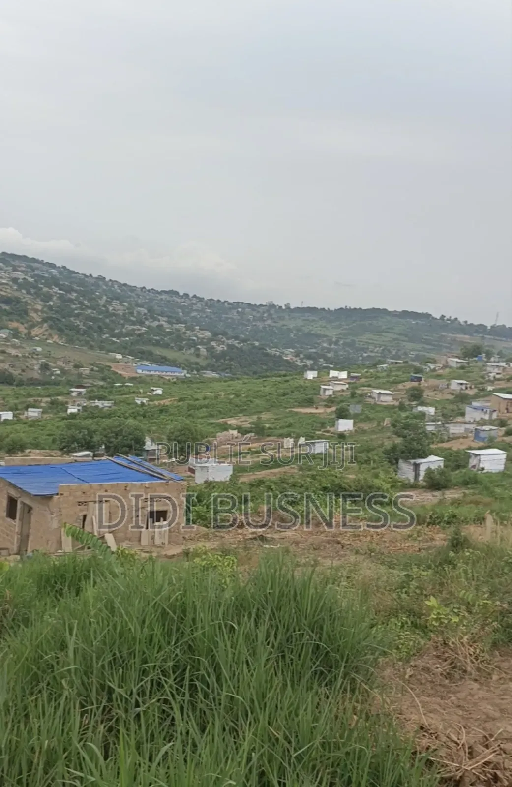 Vente D'un Terrain À Mont Ngafula Vers Cité Verte, Quartier Ce Beau