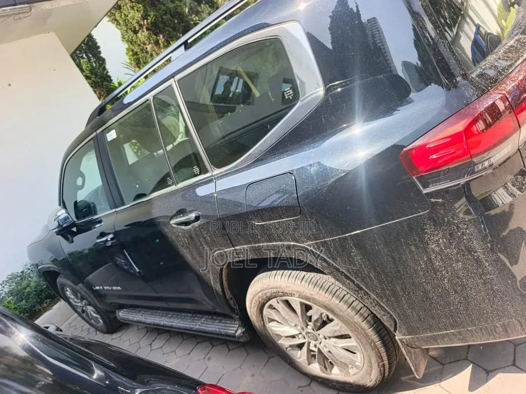Nouveau Toyota Land Cruiser 2025 Noir
