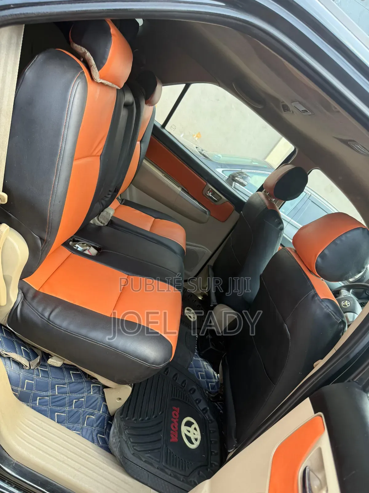 Toyota Fortuner 2018 Bleu