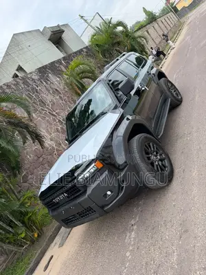 Nouveau Toyota Land Cruiser 2025 Noir