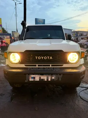 Toyota Land Cruiser 2024 Blanc