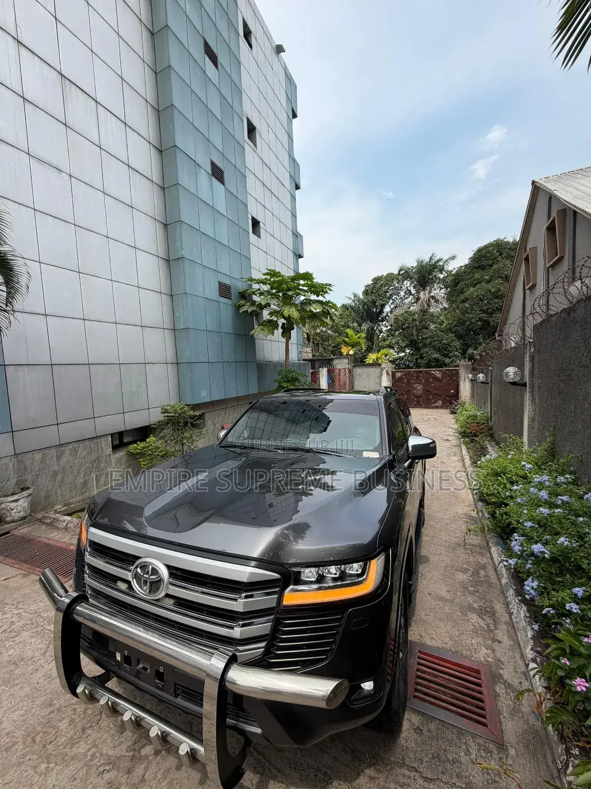 Toyota Land Cruiser Prado 2022 Gris