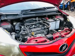 Toyota Vitz 2016 Rouge