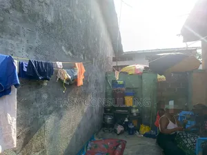 2chbre Villa dans Quartier 13, Ndjili à Vendre