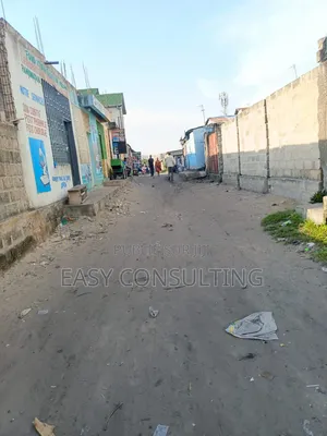 1chbre Maison dans Quartier 13, Ndjili à Vendre