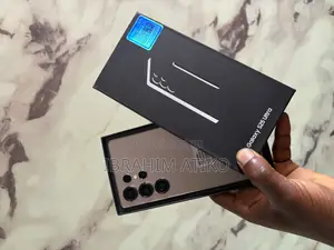 Nouveau Samsung Galaxy S25 Ultra 512 GB Doré
