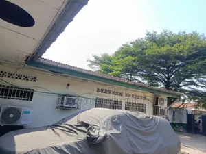 Parcelle À Vendre À Bon Marché Libanais, Barumbu – Maison À Morceler