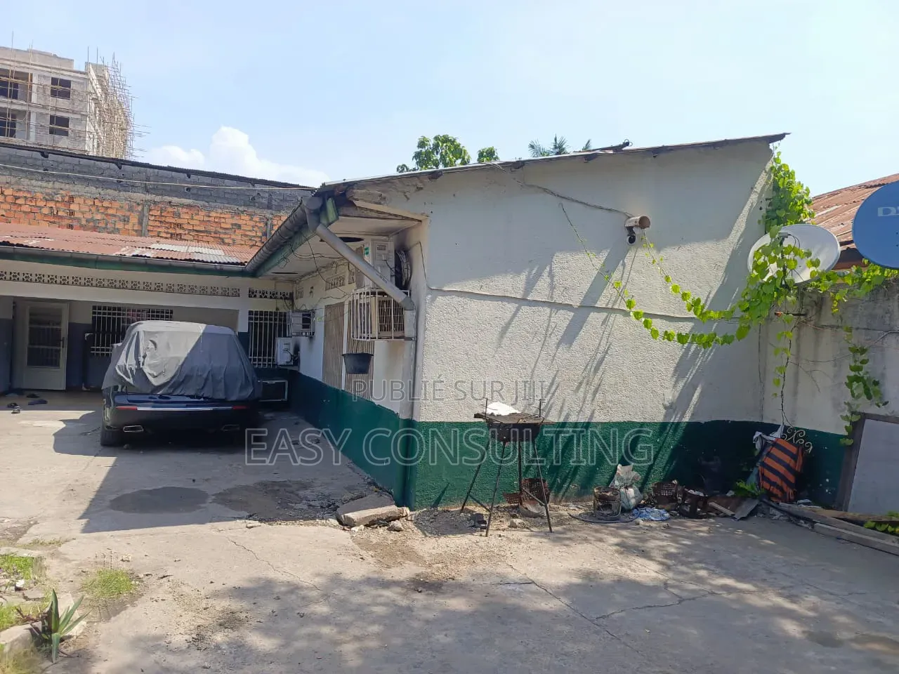 Parcelle À Vendre À Bon Marché Libanais, Barumbu – Maison À Morceler