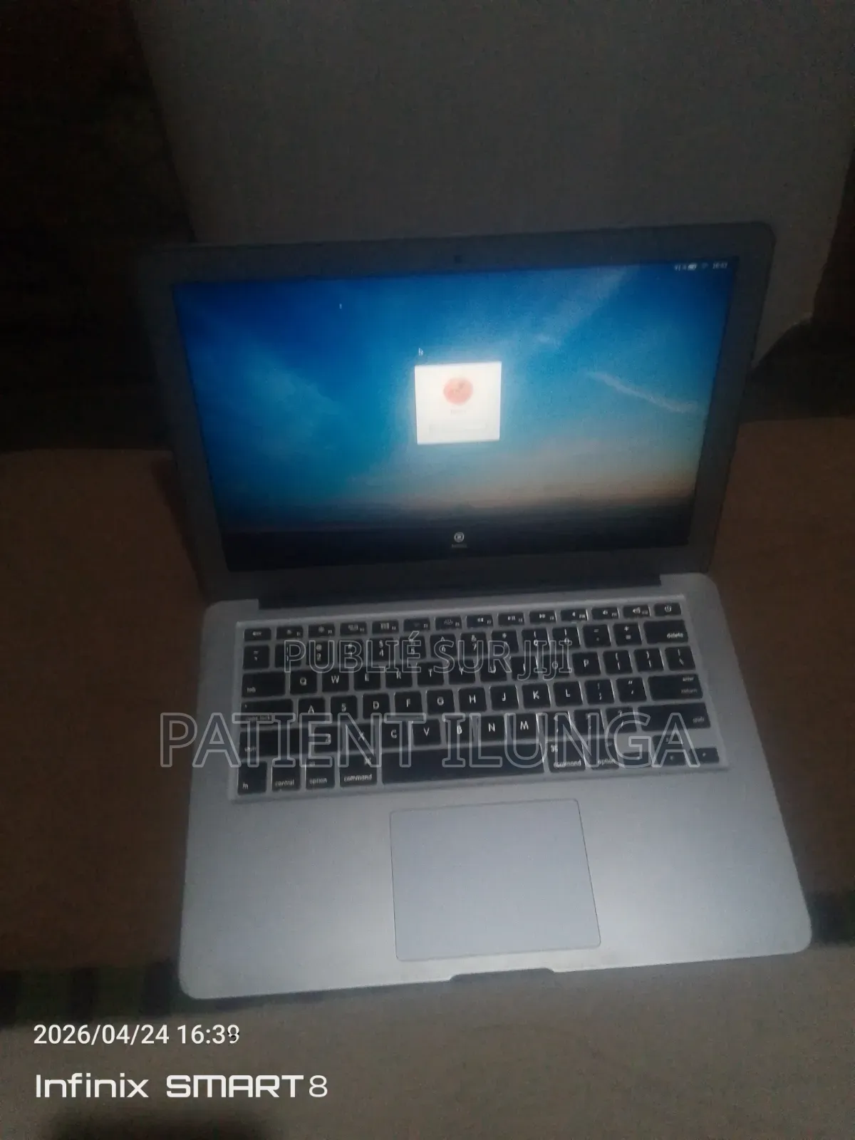 Ordinateur portable Apple MacBook 2015 4GB Intel Core i5 SSD 128GB