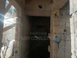 2chbre Maison dans Q2, Ndjili à Vendre