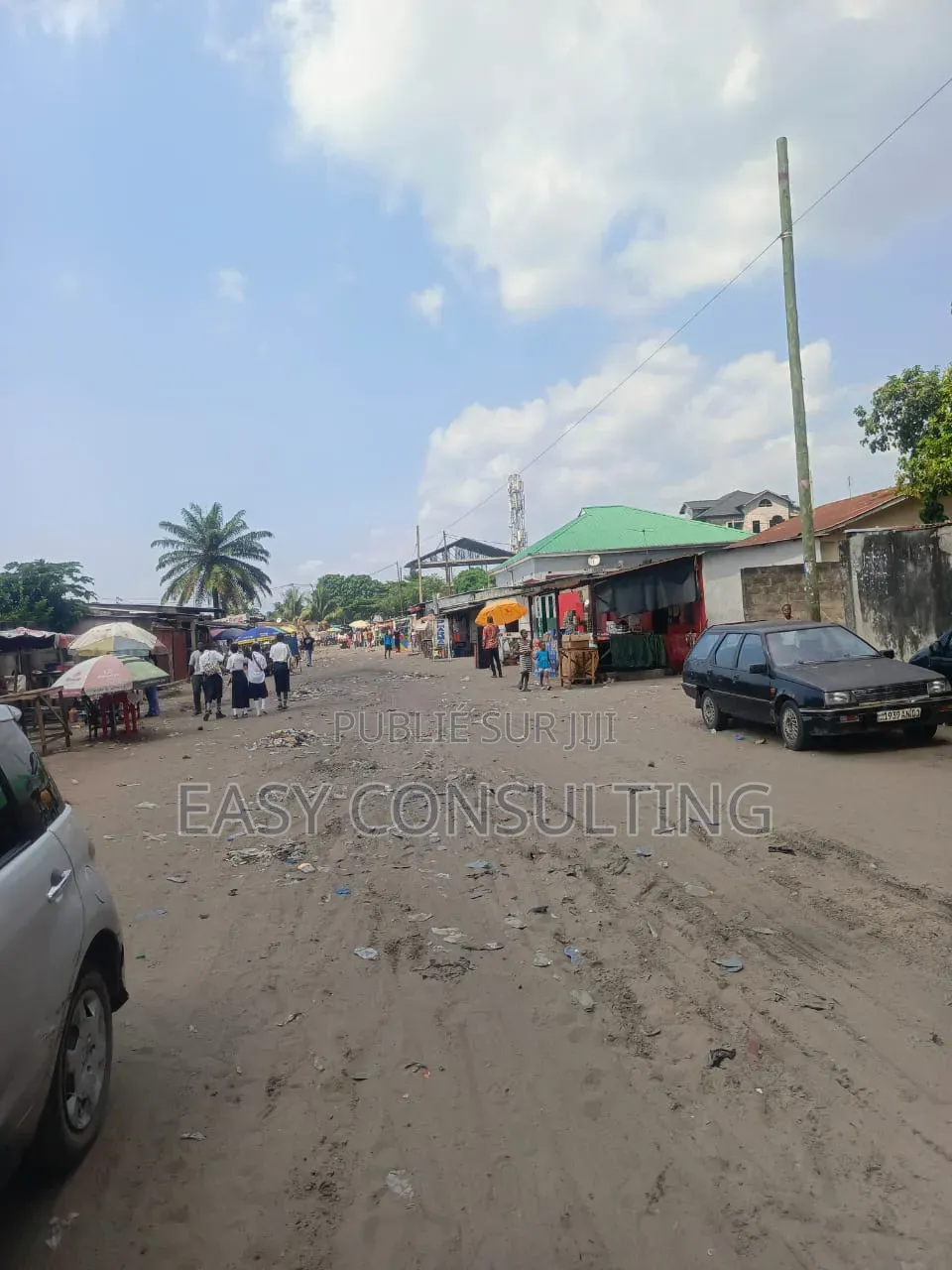 2chbre Maison dans Q2, Ndjili à Vendre