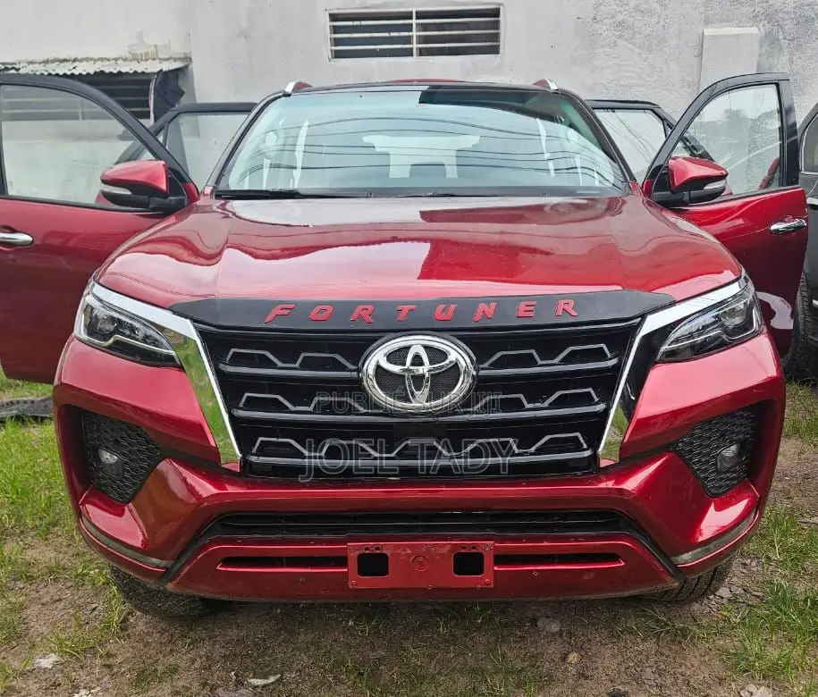Toyota Fortuner 2017 Rouge
