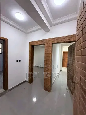 3chbre Maison dans Empire Supreme, Bandalungwa à Louer