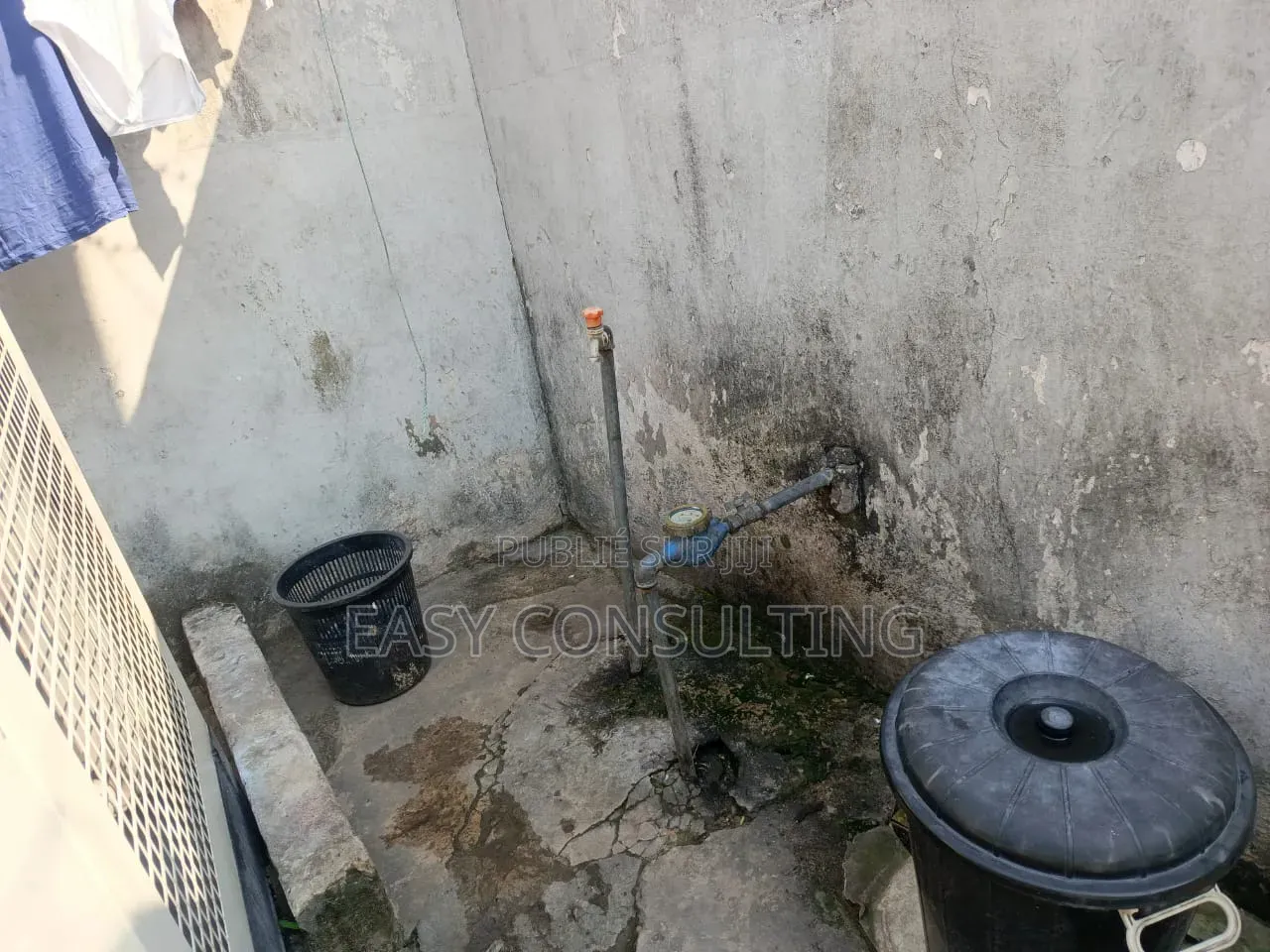 3chbre Maison dans Bon Marché Libanais, Barumbu à Vendre