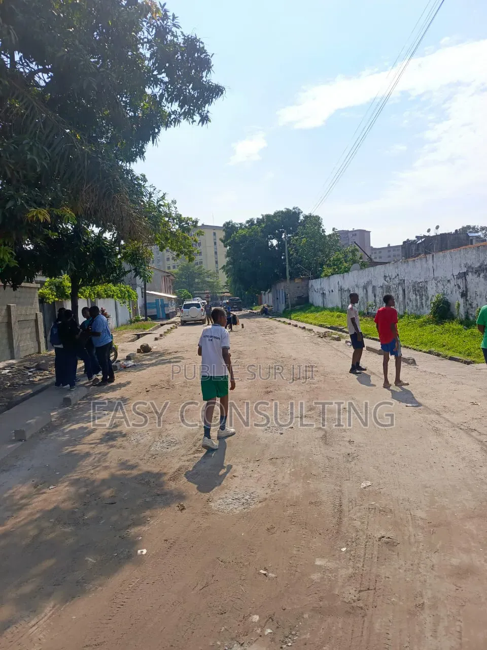3chbre Maison dans Bon Marché Libanais, Barumbu à Vendre