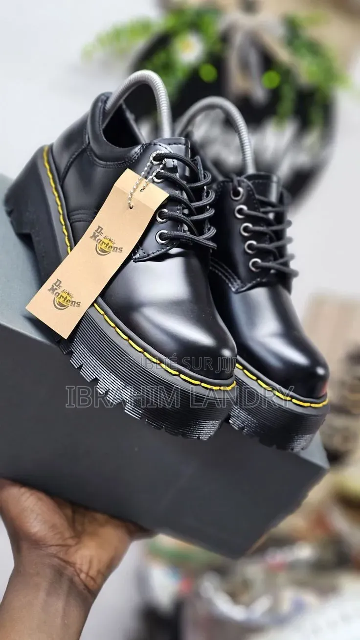 Les Mocassins