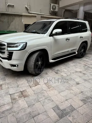 Toyota Land Cruiser Prado 2022 Blanc
