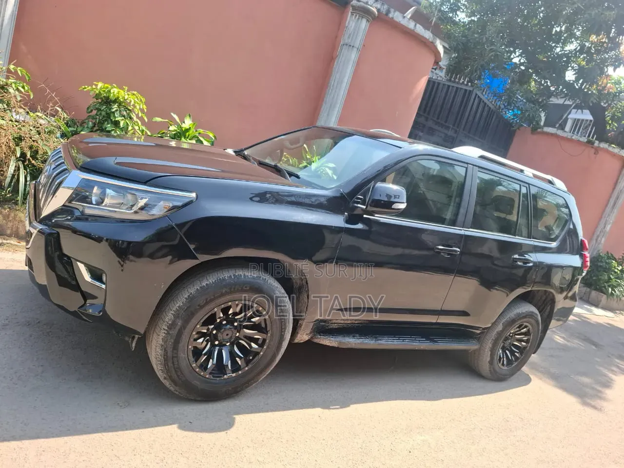 Toyota Land Cruiser Prado 2023 Noir