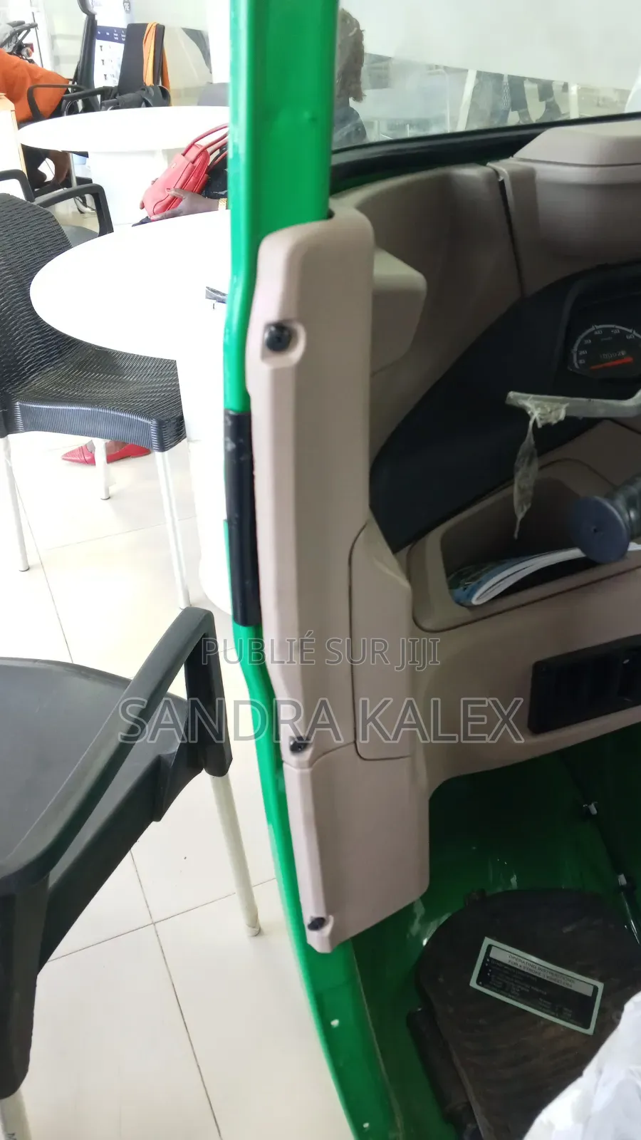 Nouveau Bajaj RE 2026 Bleu