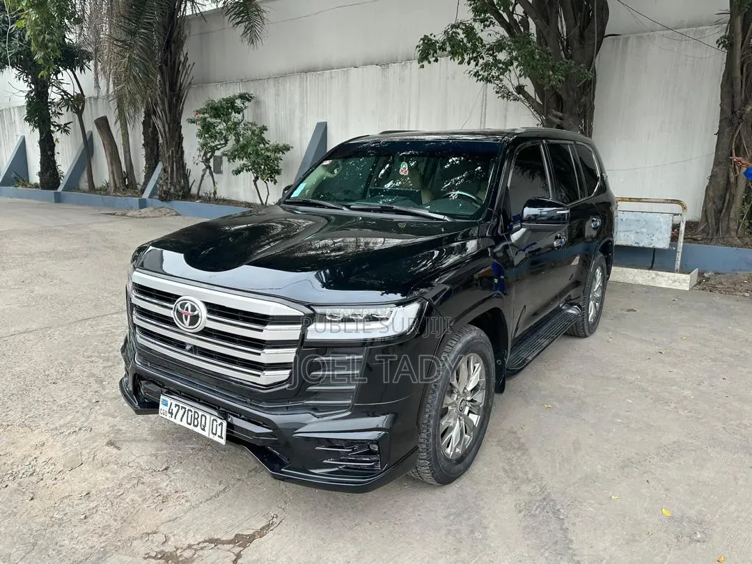 Toyota Land Cruiser Prado 2024 Noir