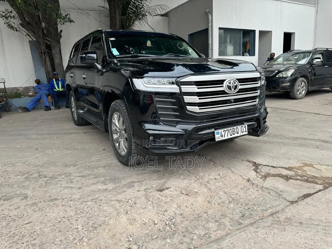 Toyota Land Cruiser Prado 2024 Noir