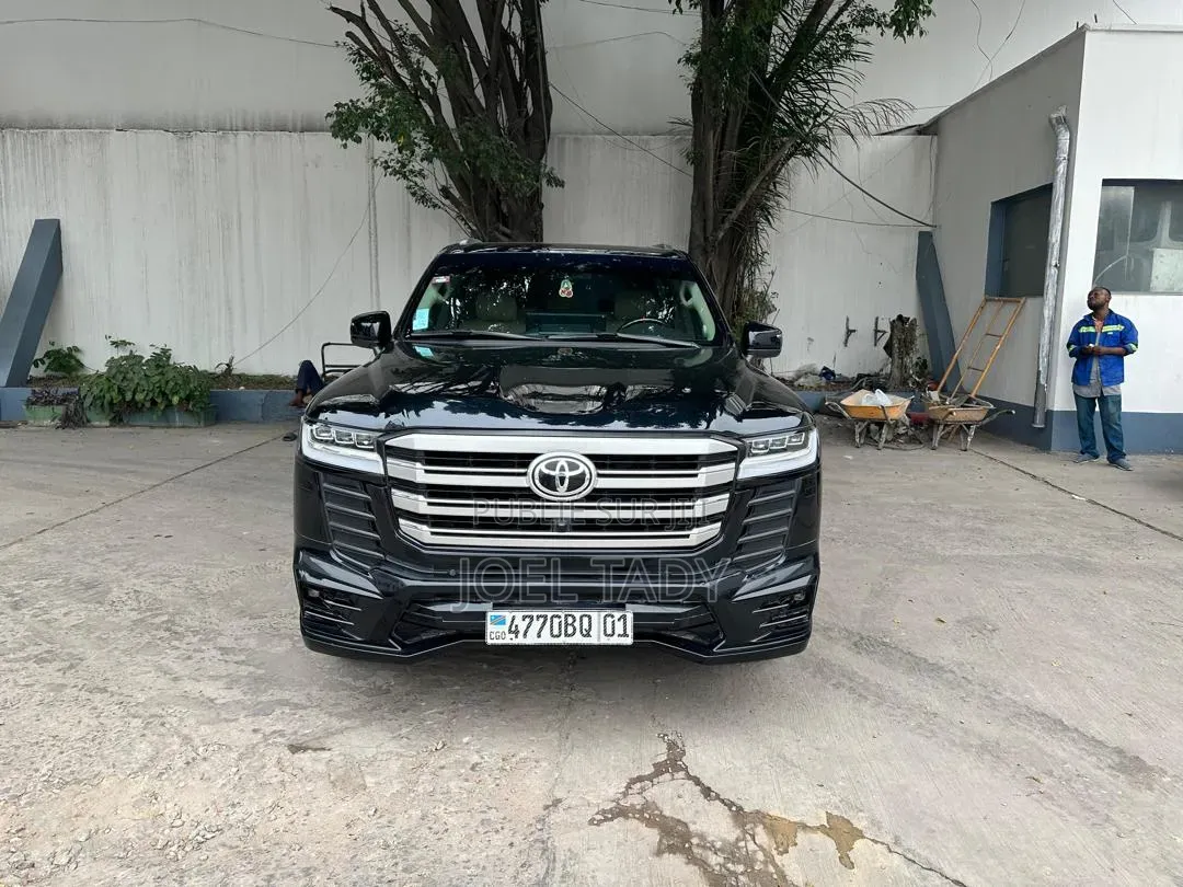Toyota Land Cruiser Prado 2024 Noir