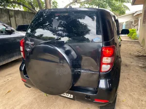 Toyota Rush 1.5 AWD 2012 Noir
