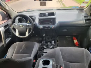 Toyota Land Cruiser Prado 2015 Noir