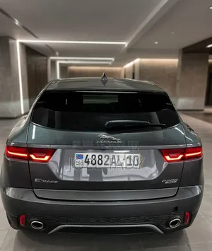 Jaguar E-Pace P250 R-Dynamic SE AWD 2024 Gris