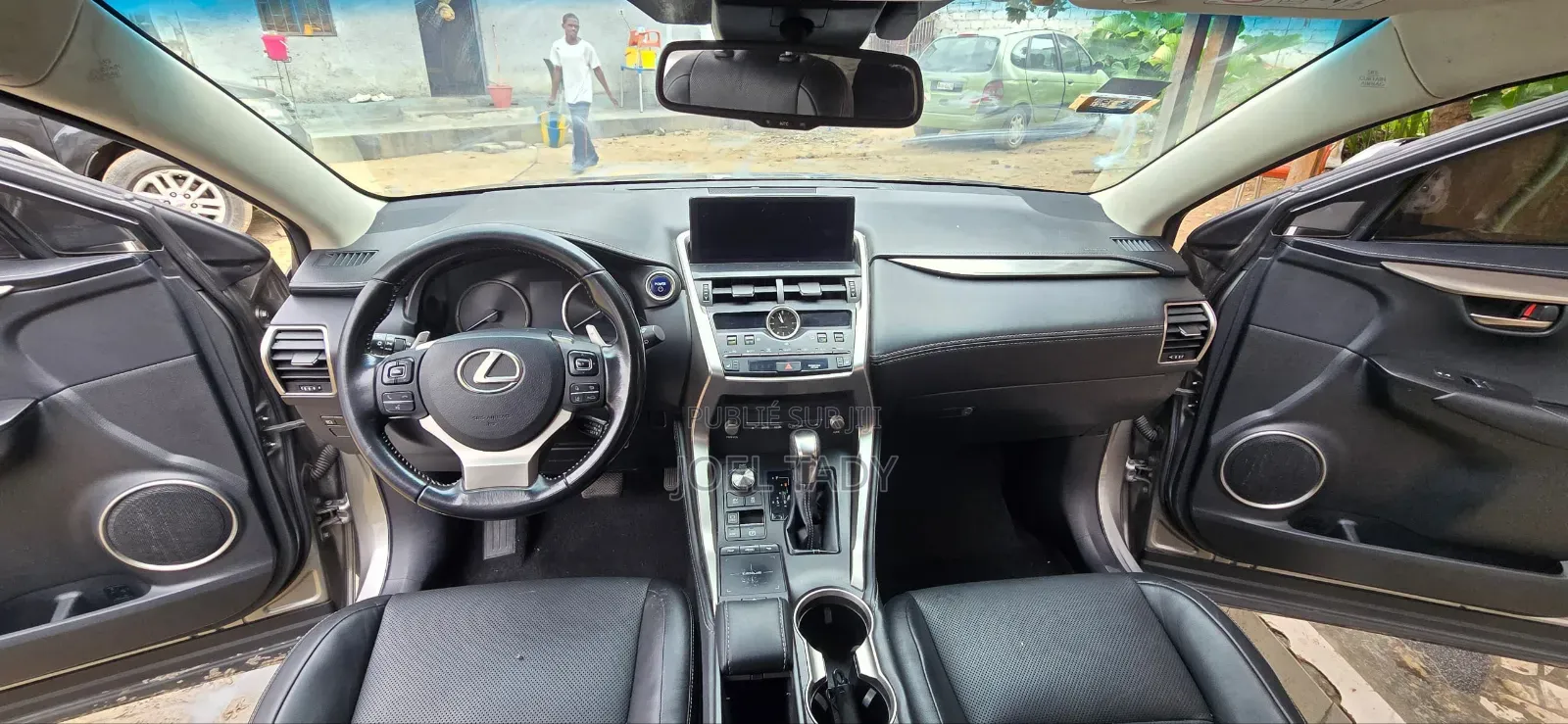 Lexus NX 2018 Gris
