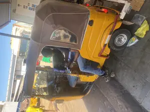 Bajaj RE 2026 Autre