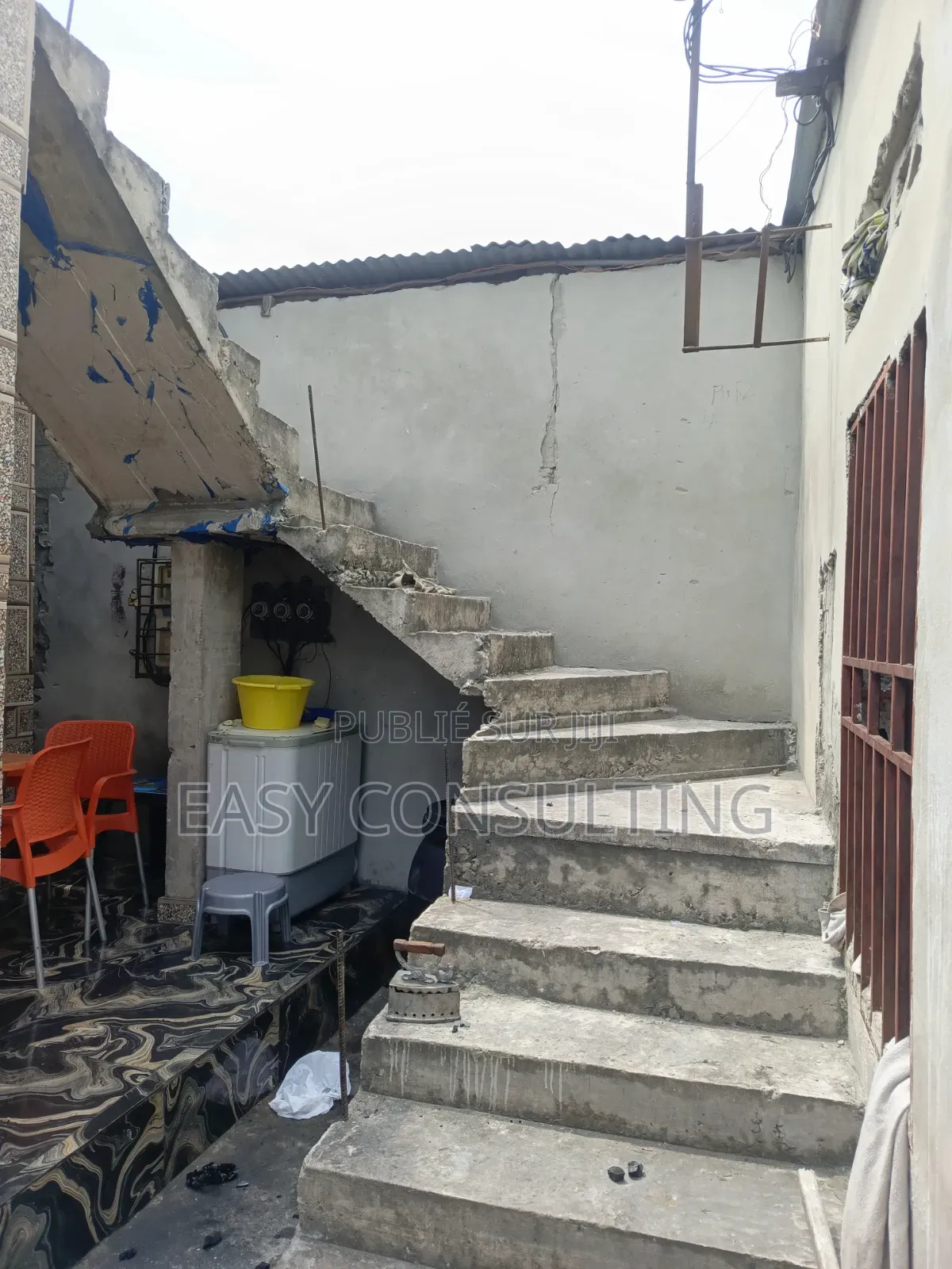 2chbre Villa dans Efobank, Nsele à Vendre