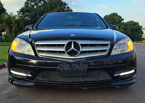 Mercedes-Benz C350 C350e Hybrid RWD 2015 Noir