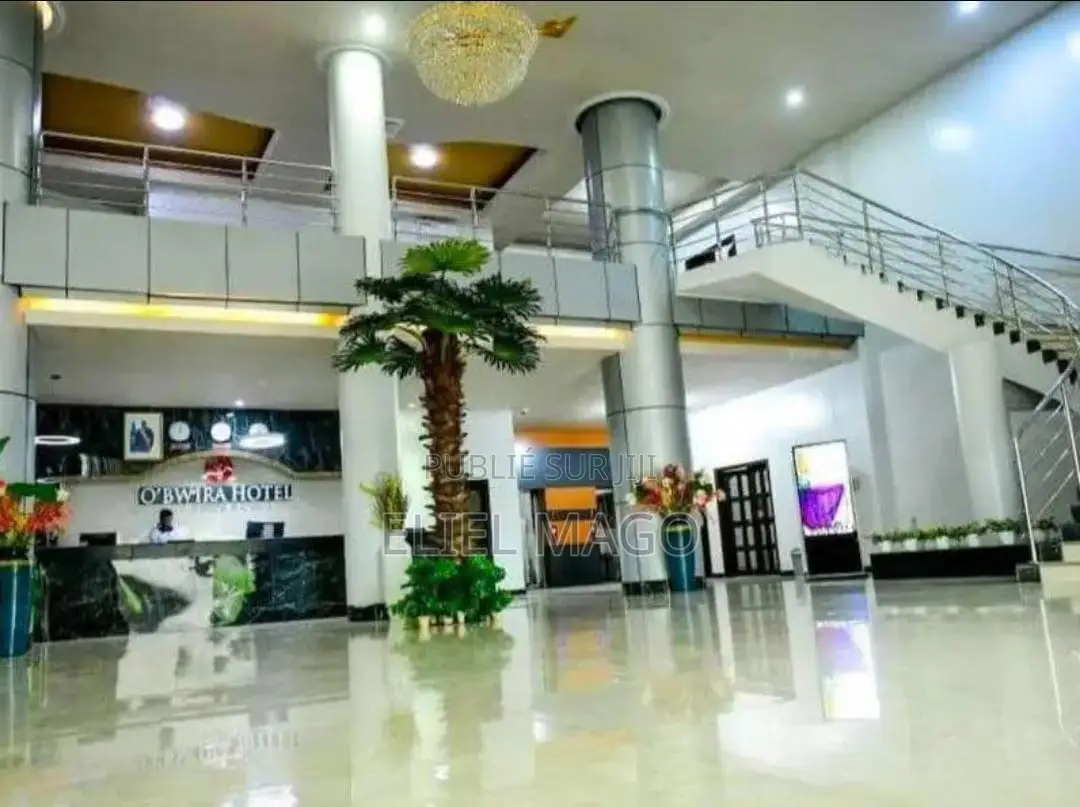 Vente :O'bwira Hotel Avec Tout L'équipement Nécessaire À L'hôtellerie