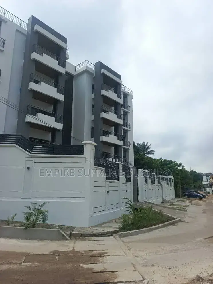 15chbre Manoir dans Empire Supreme, Ngaliema à Vendre
