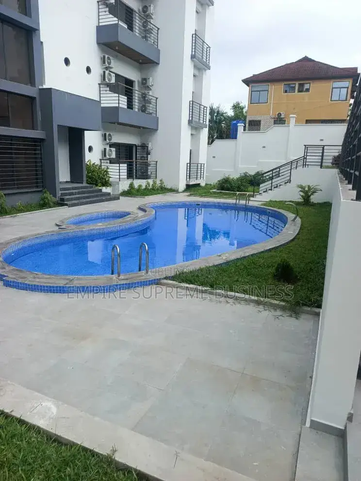 15chbre Manoir dans Empire Supreme, Ngaliema à Vendre