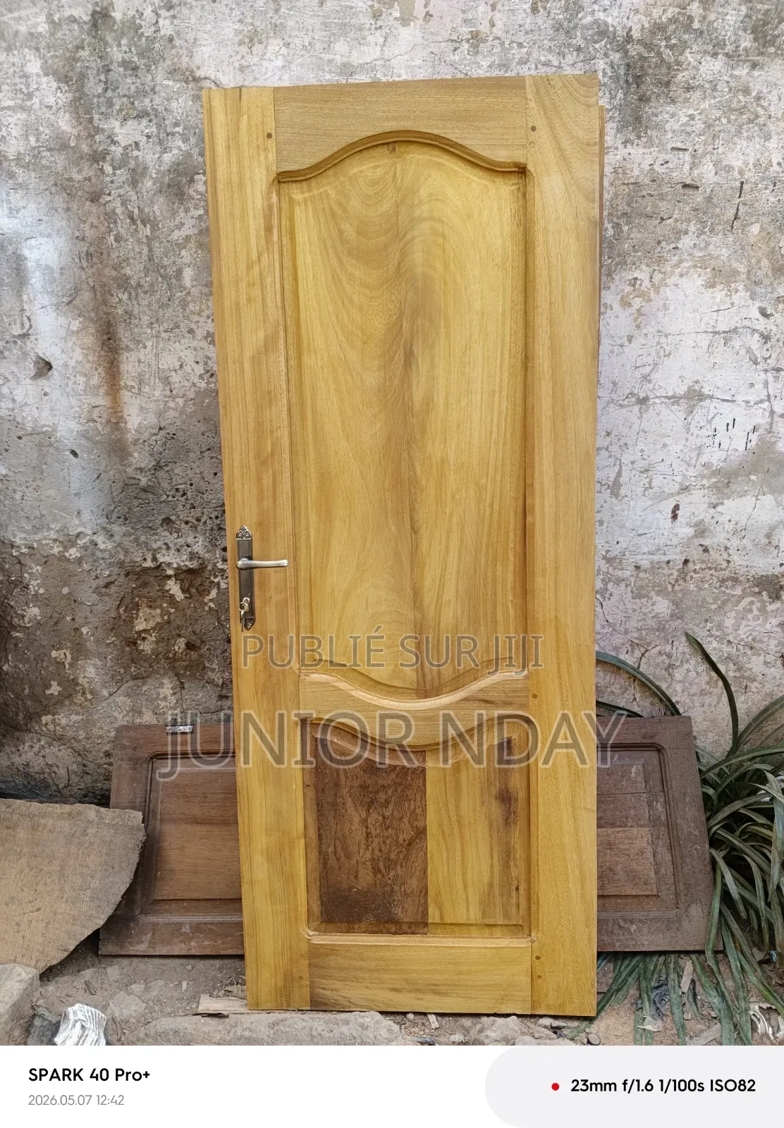 Porte À Vendre