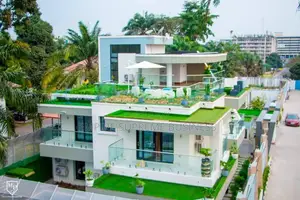 4chbre Maison dans Empire Supreme, Ngaliema à Vendre