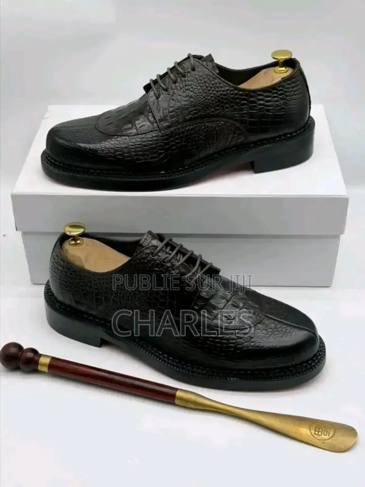 Chaussure Disponible À Lubumbashi