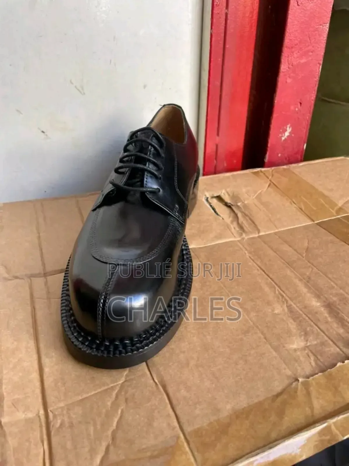 Chaussure Disponible À Lubumbashi